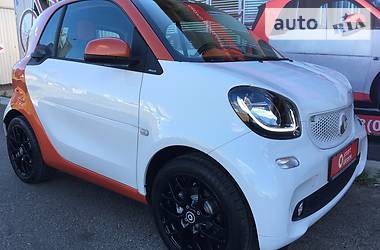 Хэтчбек Smart Fortwo 2015 в Киеве