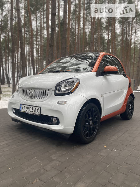 Хетчбек Smart Fortwo 2015 в Києві