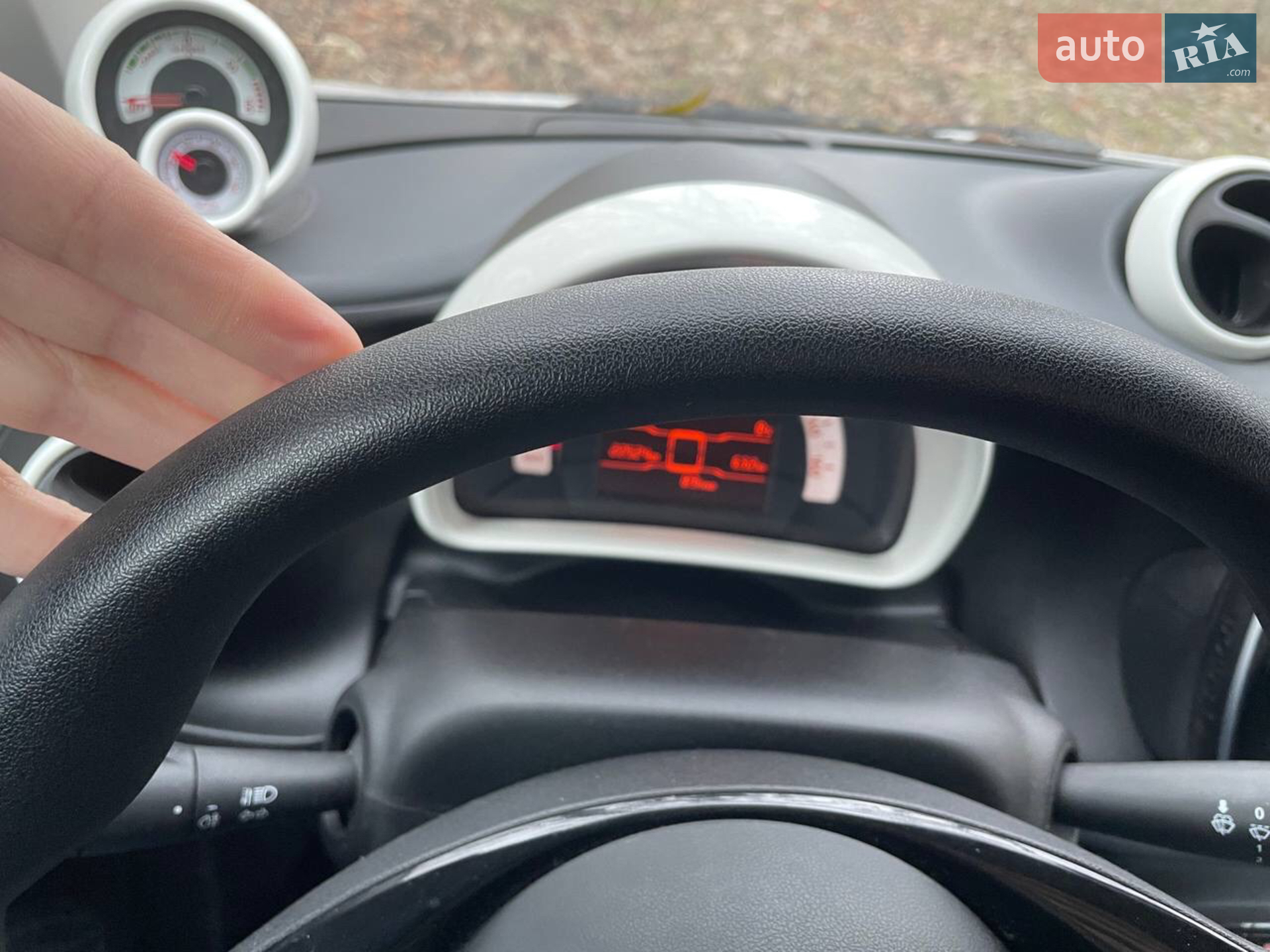 2018 Smart Fortwo - мініатюра 8