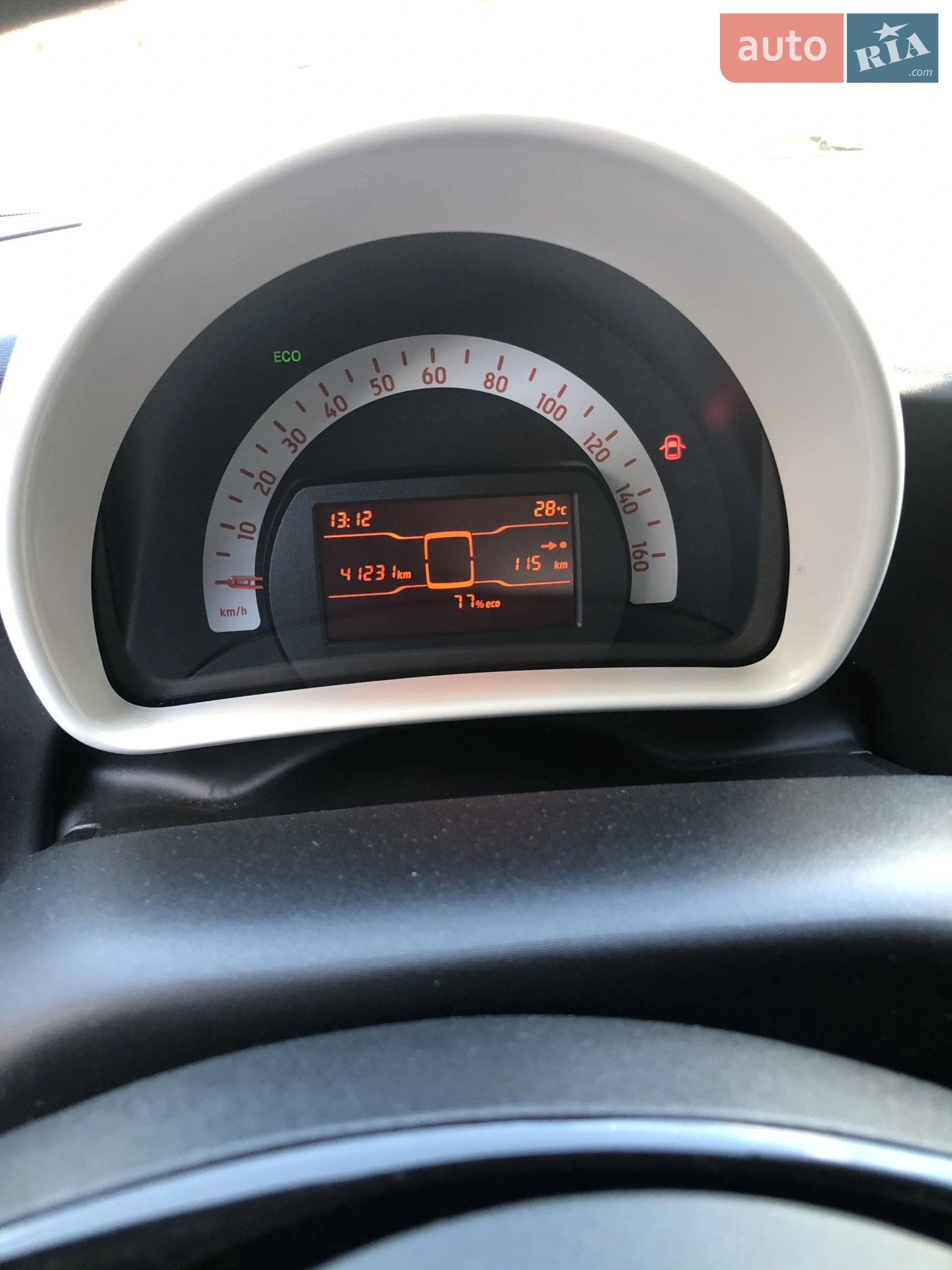 2018 Smart Fortwo - мініатюра 9