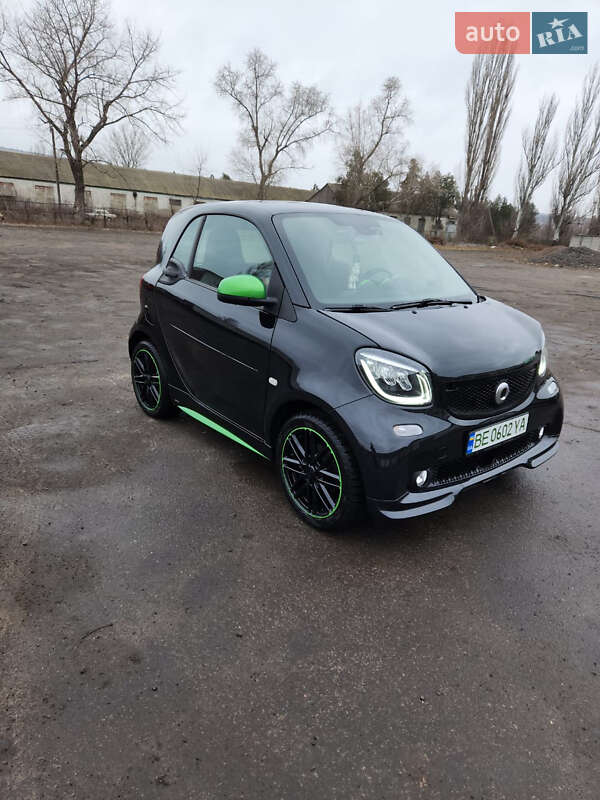 Купе Smart Fortwo 2017 в Доманевке