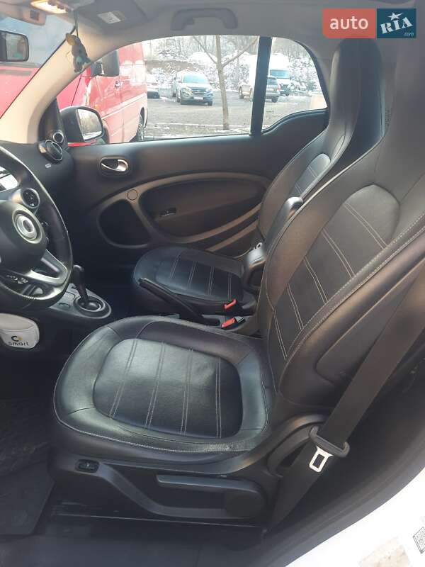 Купе Smart Fortwo 2016 в Києві