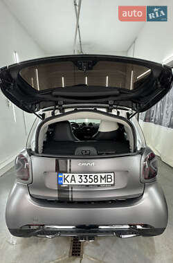 Купе Smart Fortwo 2017 в 
