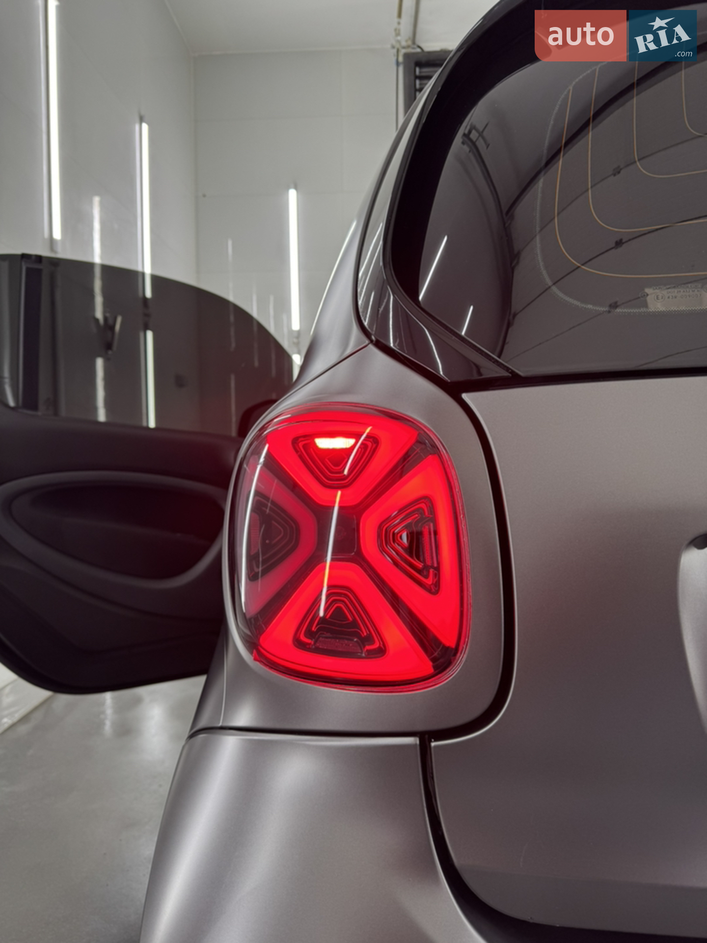2017 Smart Fortwo - мініатюра 26