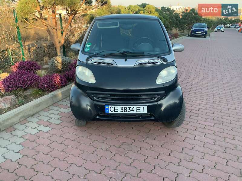 Купе Smart Fortwo 2002 в Чернівцях