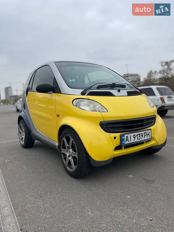 Купе Smart Fortwo 2000 в 