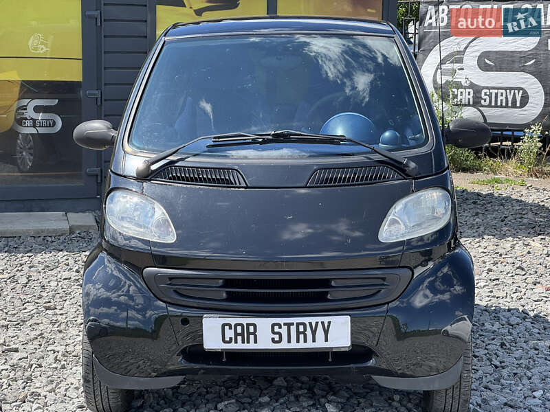 Купе Smart Fortwo 2000 в Стрые