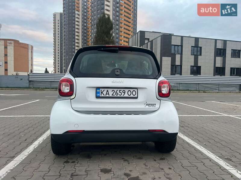 Купе Smart Fortwo 2016 в Киеве