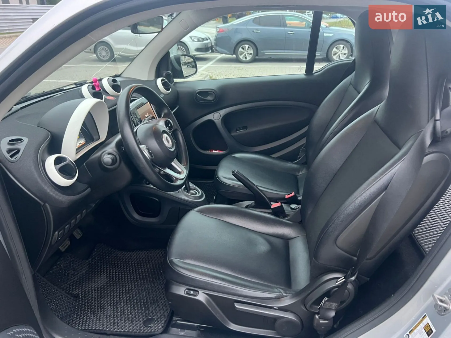 2016 Smart Fortwo - мініатюра 13