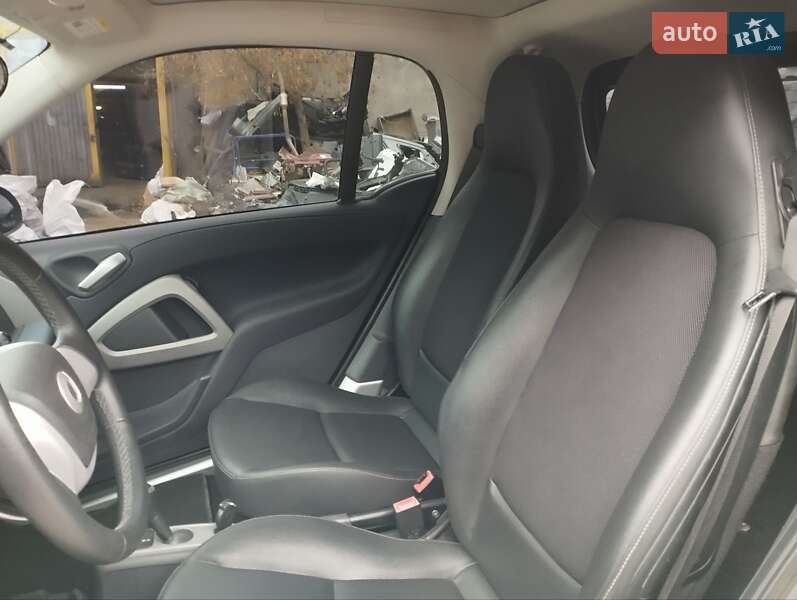 Купе Smart Fortwo 2014 в Киеве фото 12 Купе Smart Fortwo 2014 в Киеве