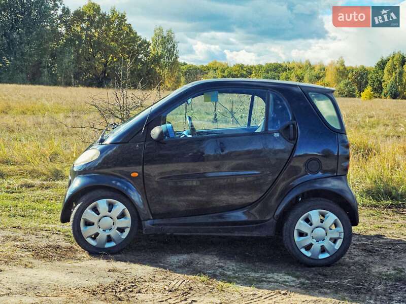 Купе Smart Fortwo 2000 в Ворзеле