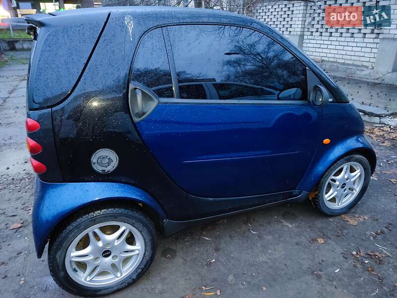 Купе Smart Fortwo 2003 в Чернівцях