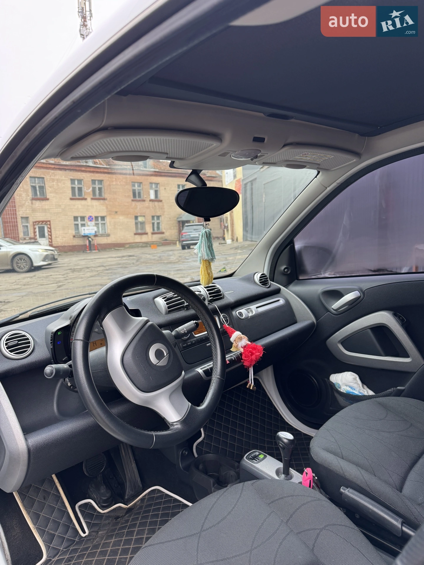 2011 Smart Fortwo - мініатюра 6