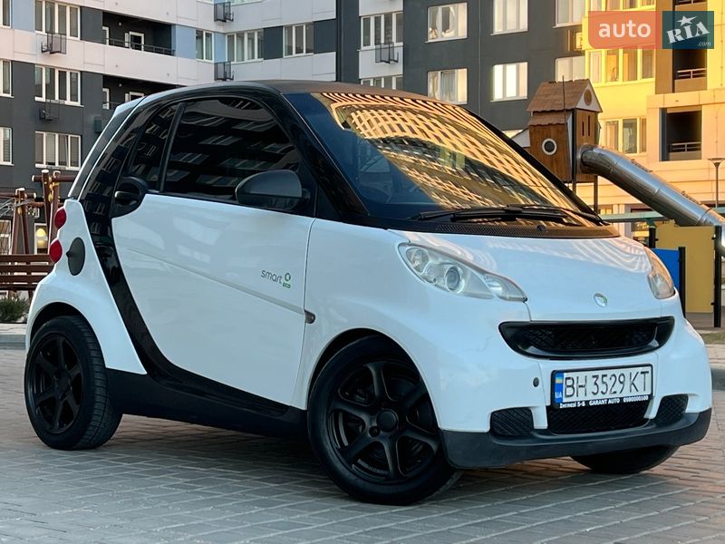 Купе Smart Fortwo 2010 в Черноморске