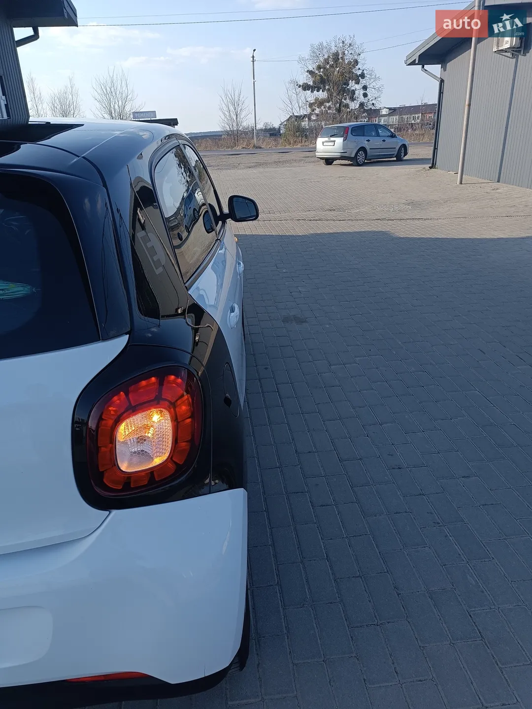 2017 Smart Fortwo - мініатюра 11