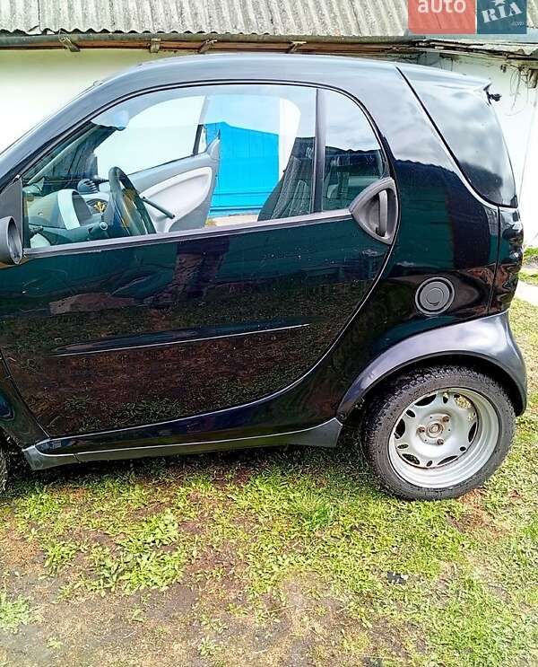 Купе Smart Fortwo 2001 в Олевске