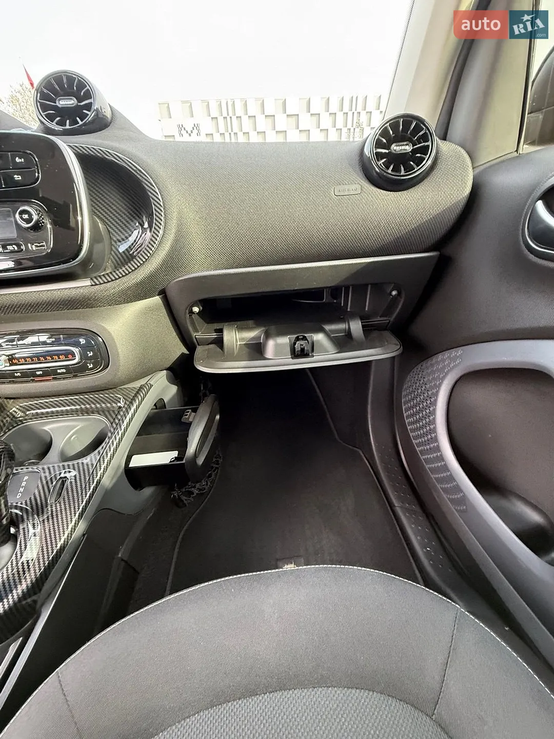 2017 Smart Fortwo - мініатюра 12