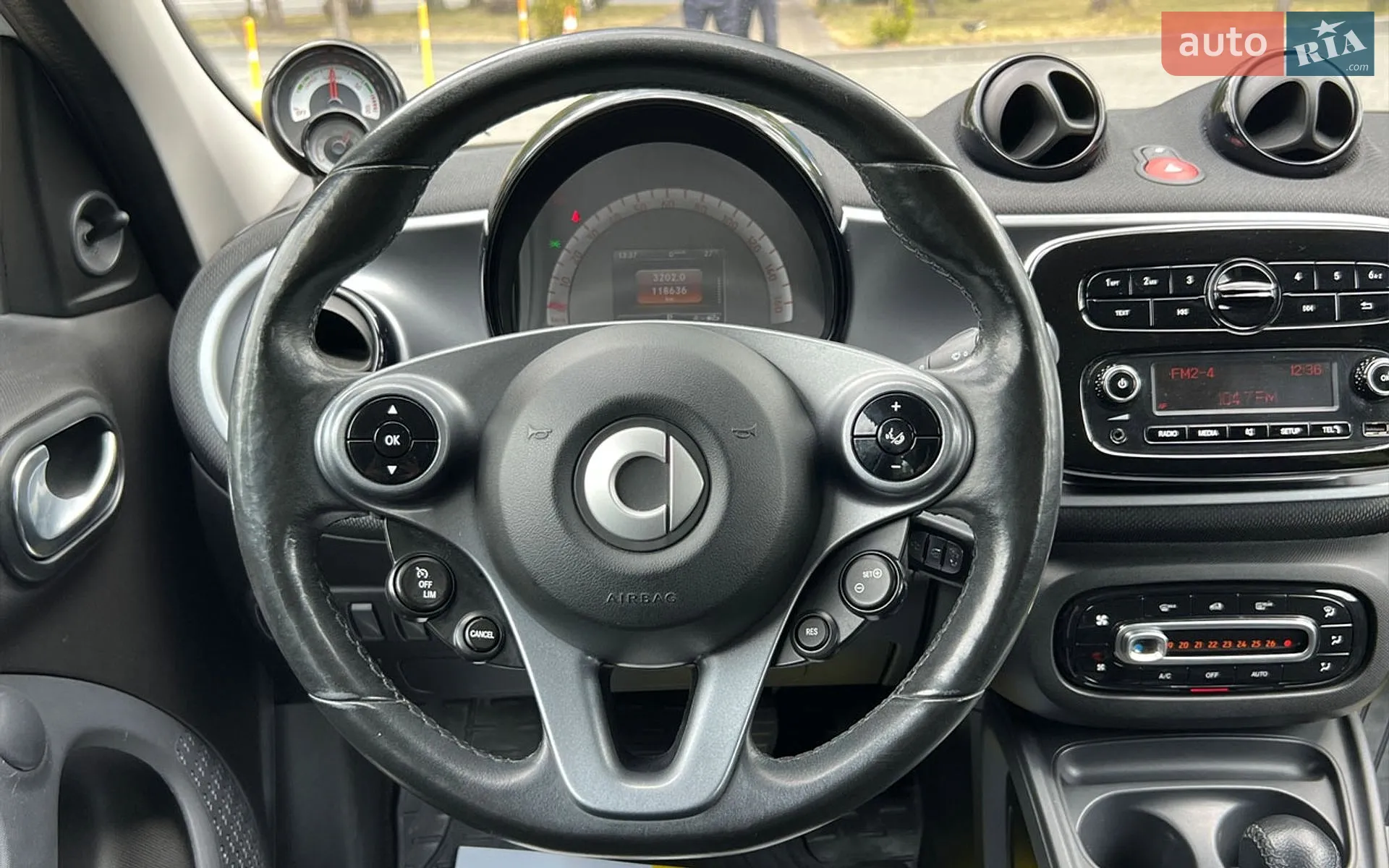 2017 Smart Fortwo - мініатюра 11