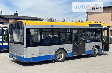 Міський автобус Solaris Alpino 2009 в Луцьку