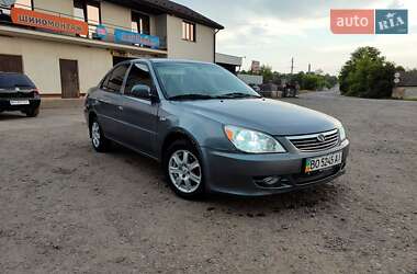Седан SouEast Lioncel 2007 в Шумске