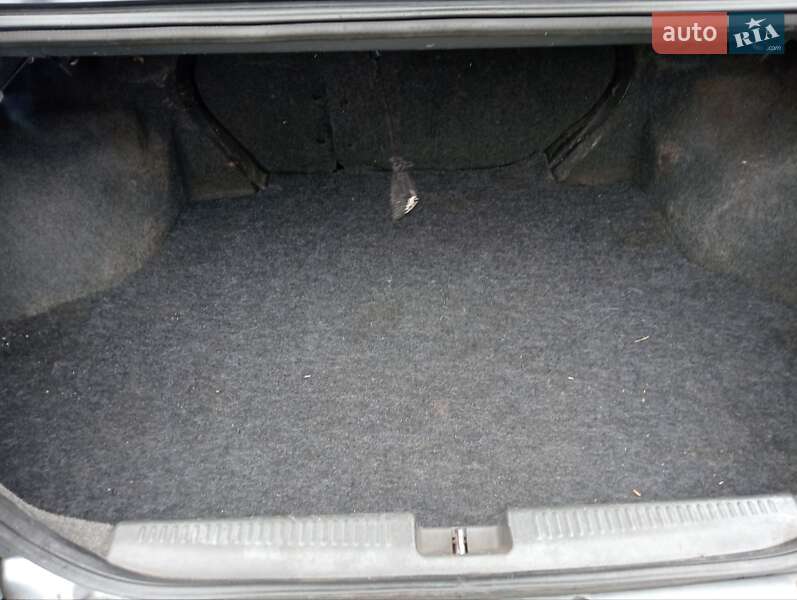 Седан SouEast Lioncel 2007 в Кропивницькому