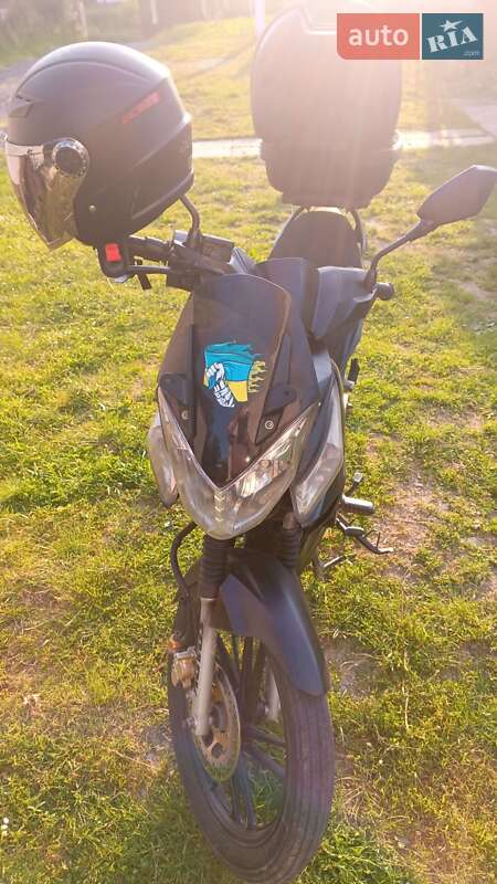 Мотоцикл Классік Spark SP 125C-1CF 2014 в Бориславі