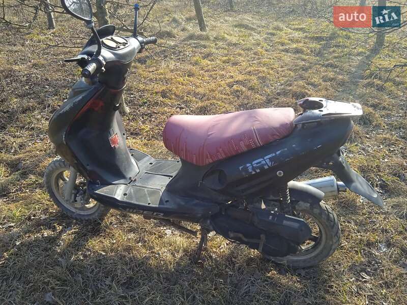 Максі-скутер Spark SP 125C-3 2010 в Вінниці