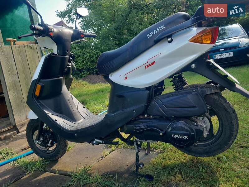 Скутер Spark SP 125R 2024 в Наварії фото 3 Скутер Spark SP 125R 2024 в Наварії