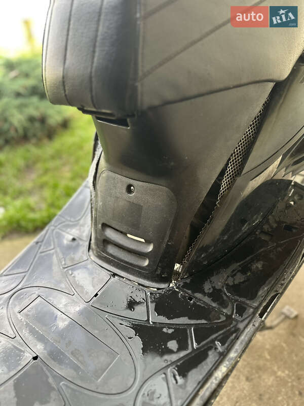 Мопеды Spark  SP 150R-12S 2008 в Львове