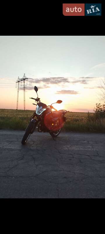Мотоцикл Классик Spark SP 150R-15 2023 в 