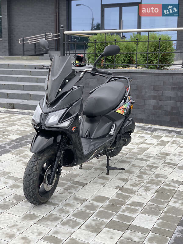 Макси-скутер Spark SP 150S-19BN 2024 в Городке