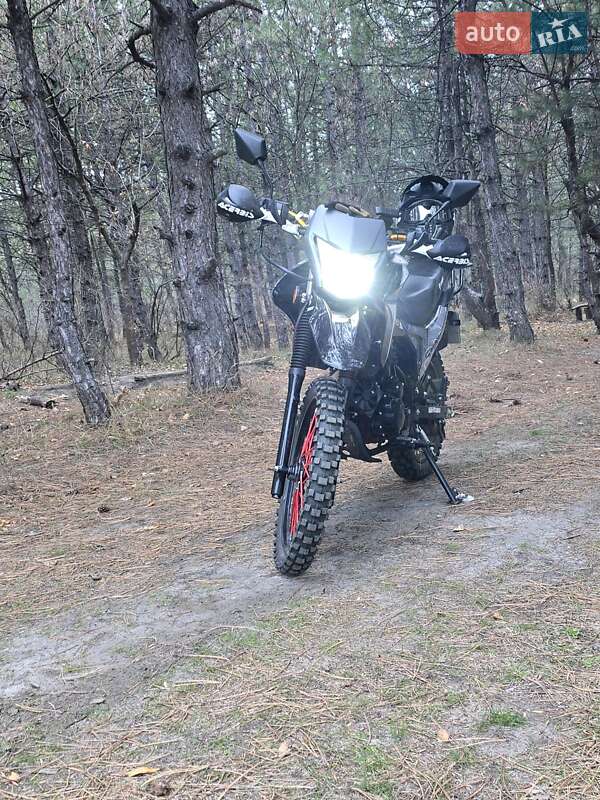 Мотоцикл Позашляховий (Enduro) Spark SP 200D-5B 2023 в Кропивницькому