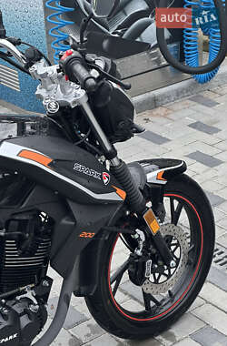 Мотоцикл Без обтекателей (Naked bike) Spark SP 200R-30 2023 в 