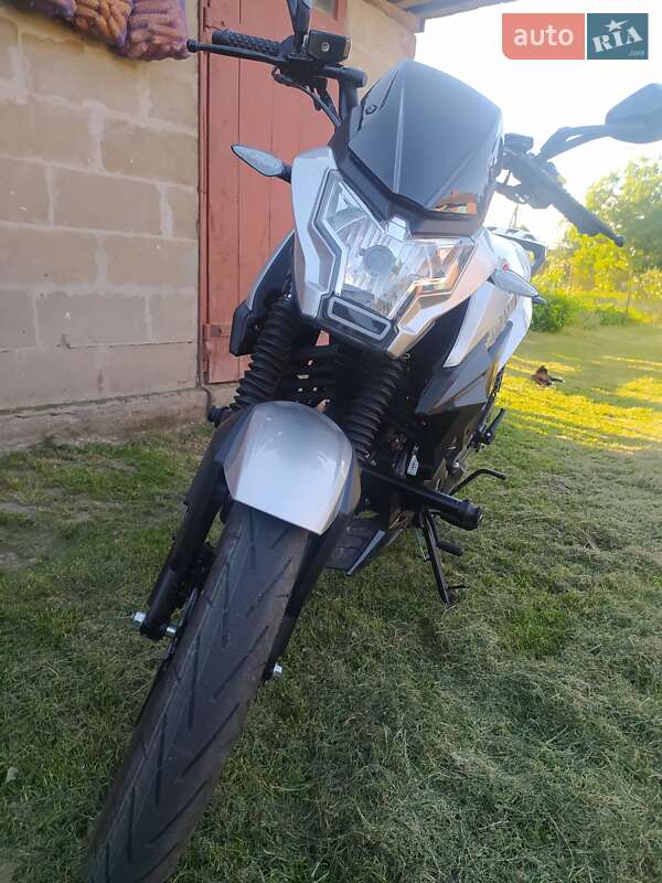 Мотоцикл Спорт-туризм Spark SP 200R-32 2024 в 