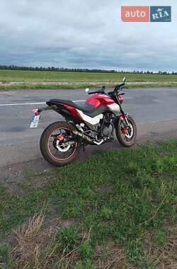 Мотоцикл Классик Spark SP 200R-33 2025 в 