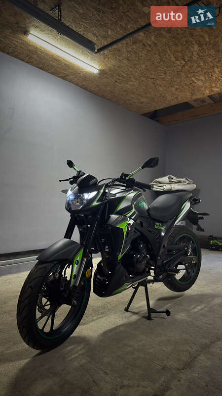 Мотоцикл Без обтекателей (Naked bike) Spark SP 250R-35 2024 в 