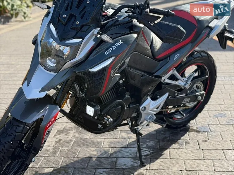 Spark SP 300-T6 2026