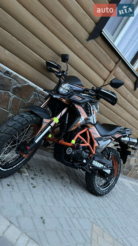 Мотоцикл Классик Spark SP 300T-1 2025 в Бершади