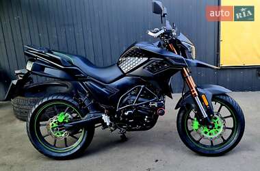 Мотоцикл Без обтекателей (Naked bike) Spark SP 300T-2 2023 в 
