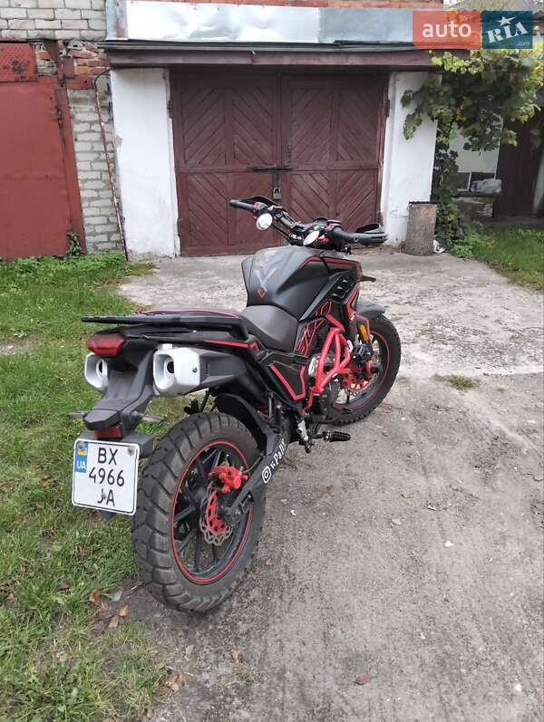 Мотоцикл Туризм Spark SP 300T-2 2023 в Славуте