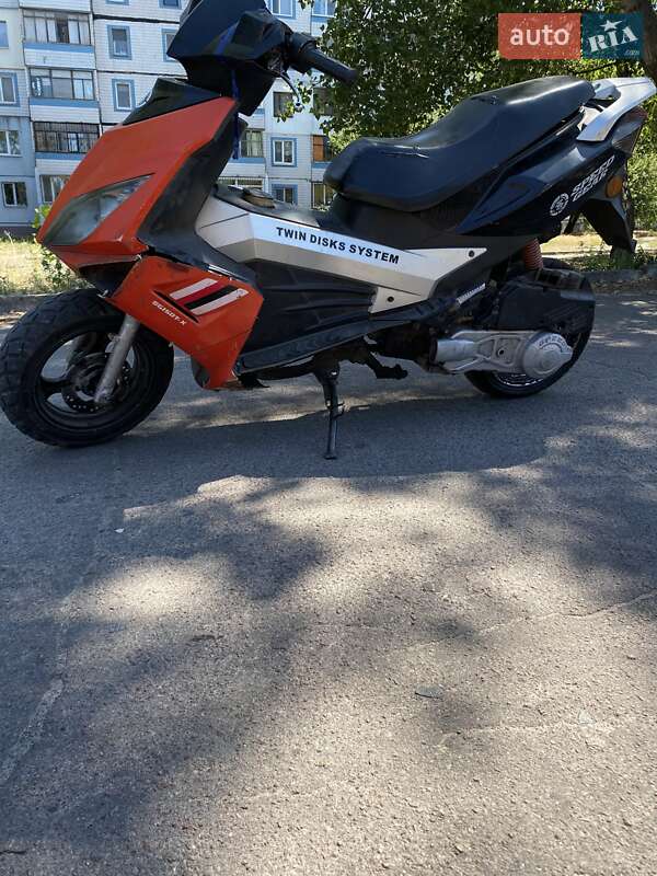 Скутер Speed Gear 150 2012 в Каменском