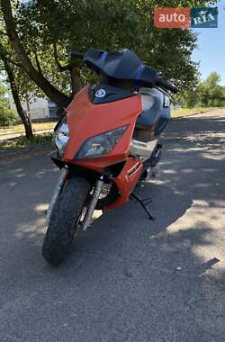 Скутер Speed Gear 150 2012 в Кам'янському