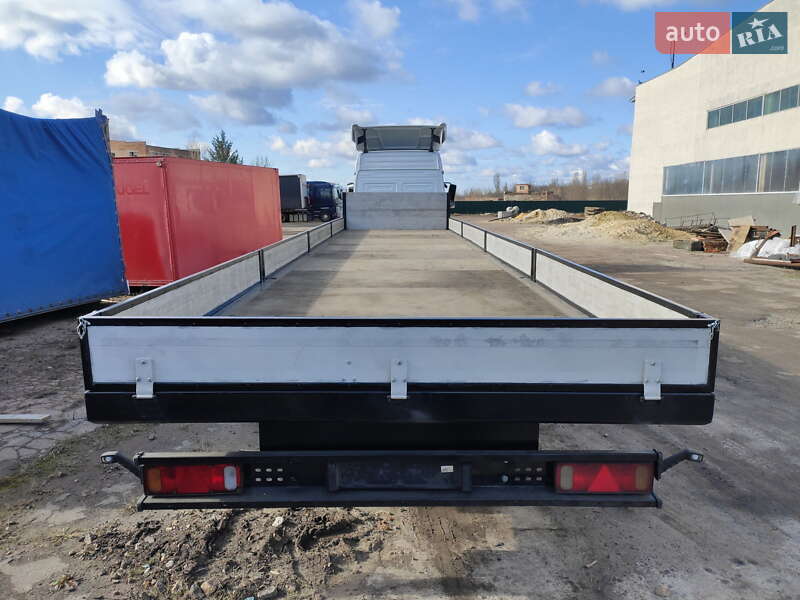 Бортовий напівпричіп Spier SGL 2011 в Олександрії