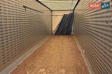 Фургон напівпричіп Spier SGL 2005 в Дніпрі