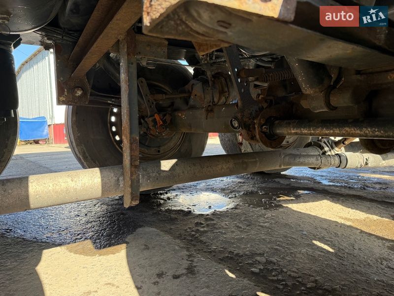 Цистерна полуприцеп Spitzer SF 1997 в Львове