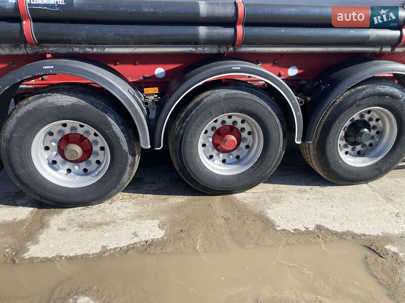 Зерновоз - прицеп Spitzer Silos 2003 в Тернополе