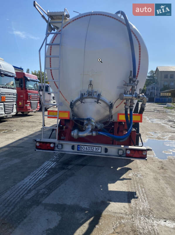 Цистерна Spitzer Silos 2003 в Тернополе