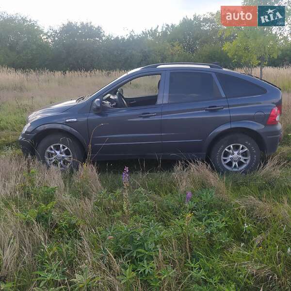 Внедорожник / Кроссовер SsangYong Actyon 2011 в Харькове