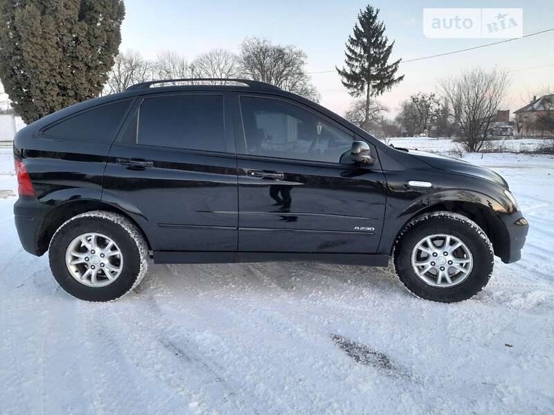 Внедорожник / Кроссовер SsangYong Actyon 2009 в 