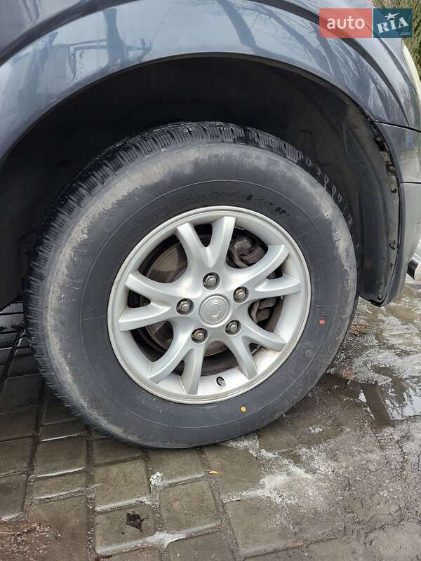 Позашляховик / Кросовер SsangYong Actyon 2011 в Кам'янському